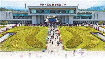 深圳配资 到澜沧江边，听周边交流和声（边城见闻）